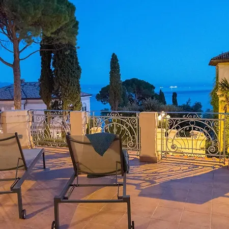 Apartment Luxury Seaview