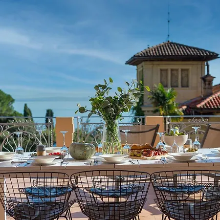 Luxury Seaview